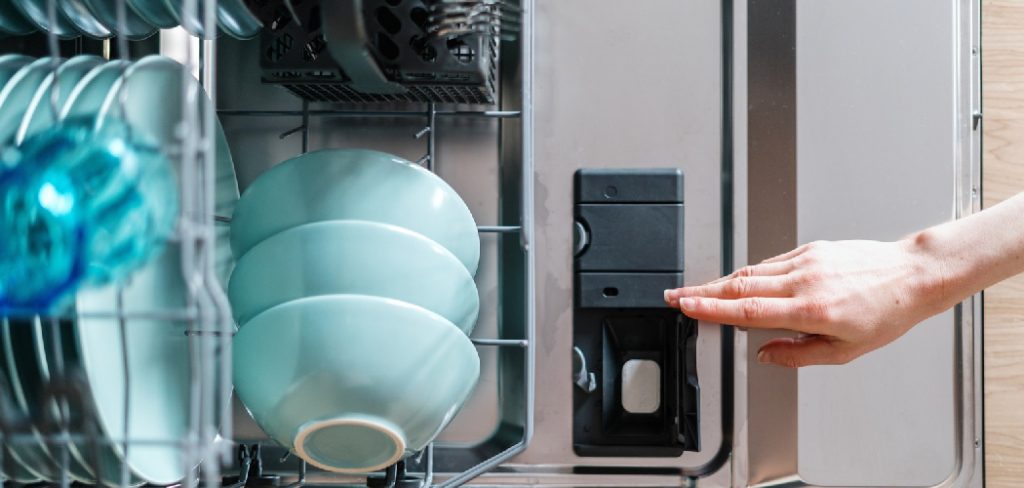 How to Clean Dishwasher Blades