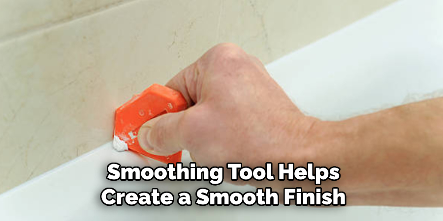 Smoothing Tool Helps
Create a Smooth Finish
