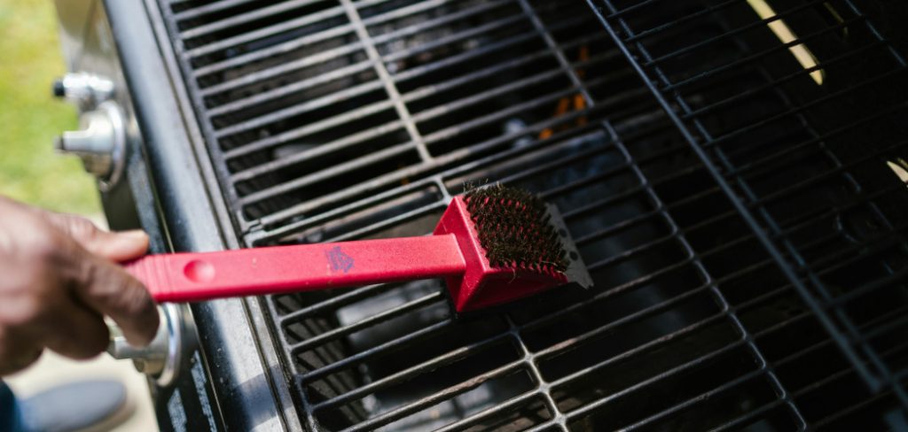 How to Clean a Gas Grill 