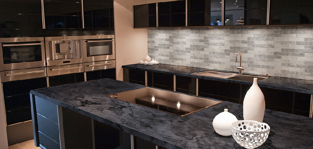 how to cut quartzite countertops